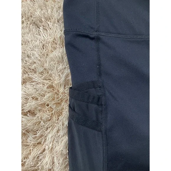Fabletics Black High Waisted Side Pocket Athletic Leggings Womens Size Medium - Picture 7 of 9